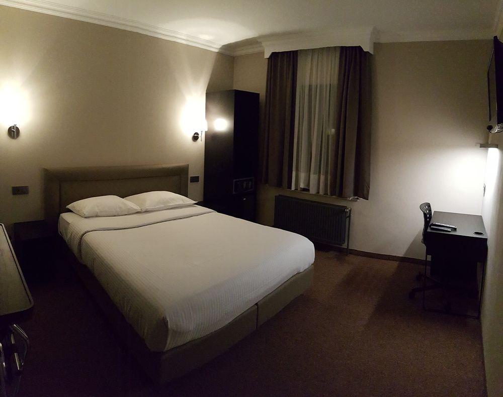 Hotel Le Chantecler Βρυξέλλες Εξωτερικό φωτογραφία